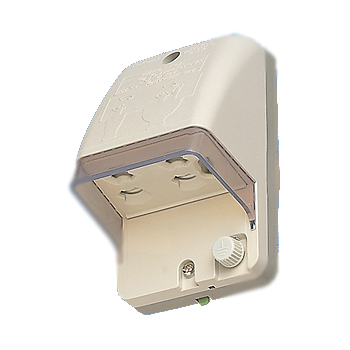 パナソニック  WK4102K フル接地防水コンセント（露出埋込両用、抜止式・アースターミナル付）色クリームグレー 15A125V